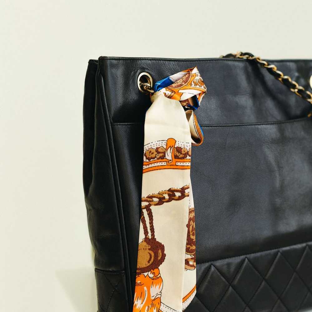 Chanel Matelasse Quilted Lambskin Tote Black Series 0 image 5